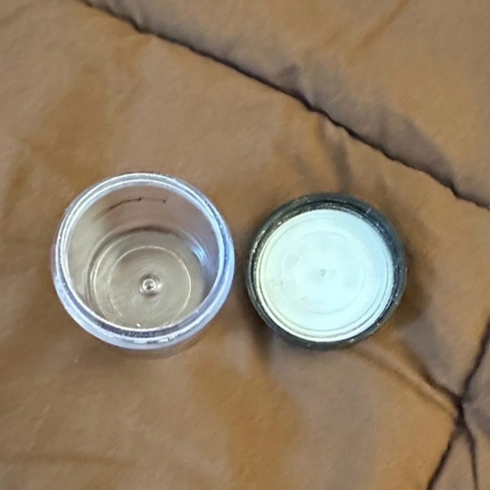 MAC Empty Clear Cosmetic Jar 7.5 gram with Black Lid